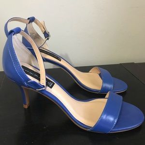 Steve Madden blue sandals. Never been worn!